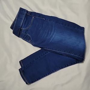 Cute girl jeans. Like new condition.